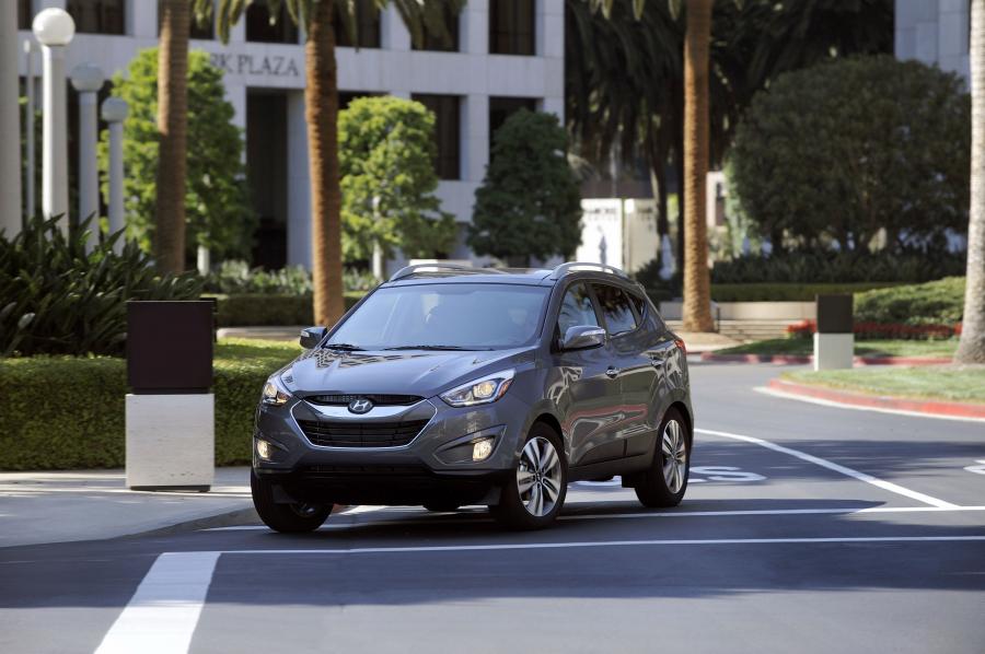  Hyundai Tucson 2014 года  (фото 32 из 39)